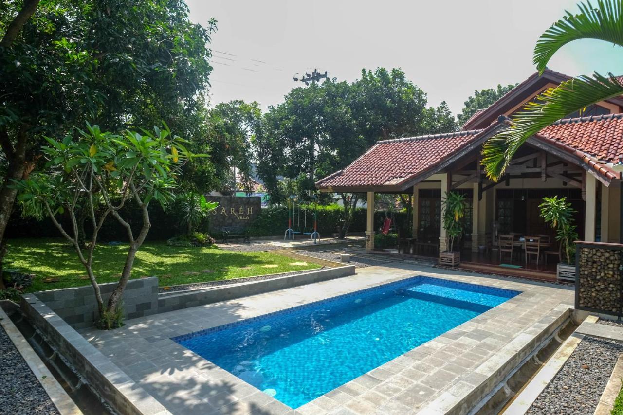 Sareh Villa By The Lavana Semarang Buitenkant foto