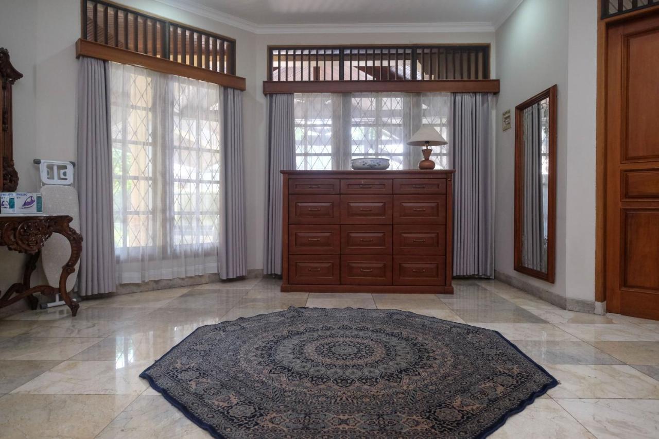 Sareh Villa By The Lavana Semarang Buitenkant foto